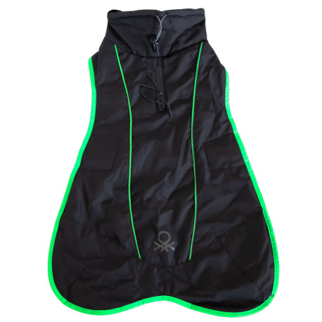 Benetton abrigo negro para perros